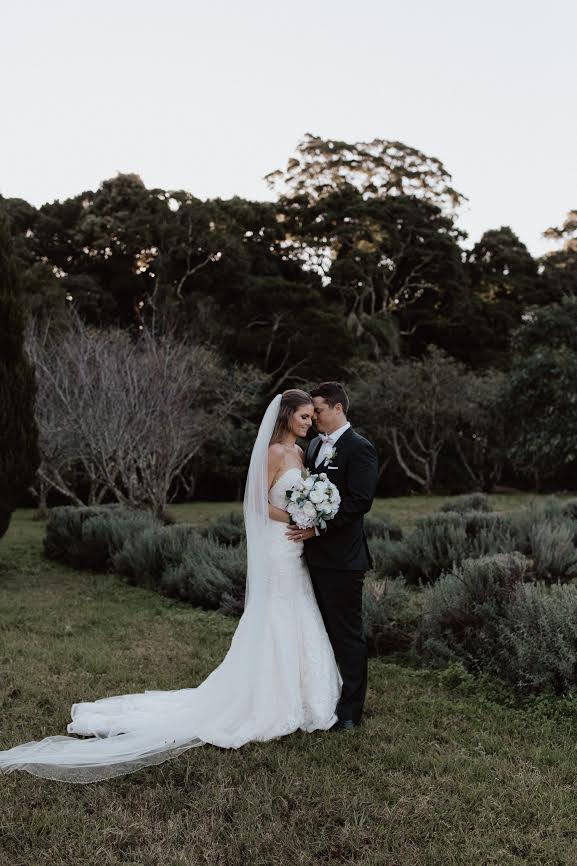 DELTA M1713 MIA SOLANO LUV BRIDAL READL BRIDE AMANDA AND LEVI FITTED MERMAID STRAPLESS WEDDING DRESS