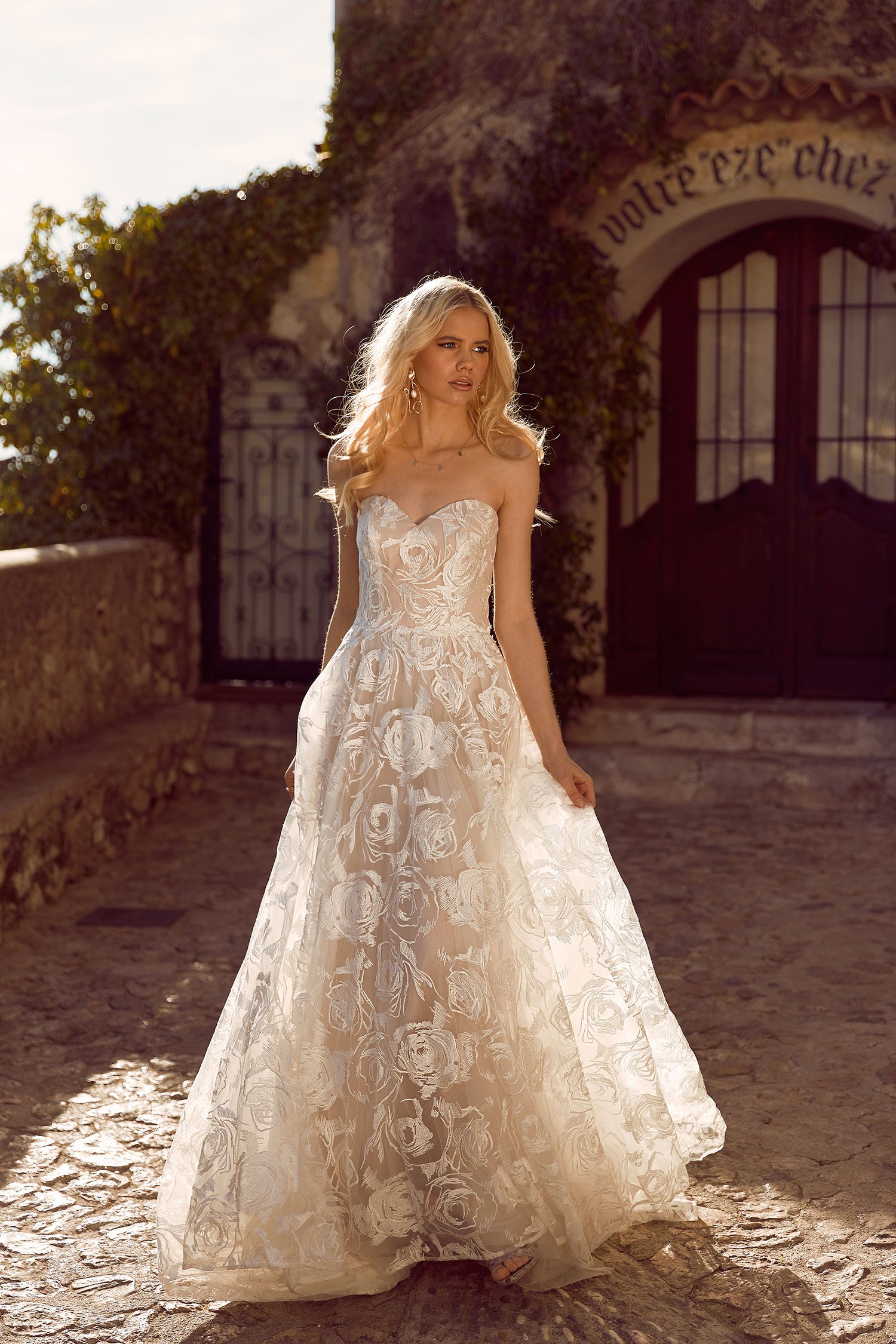 Halo Wedding Dress | Luv Bridal ☀ Formal
