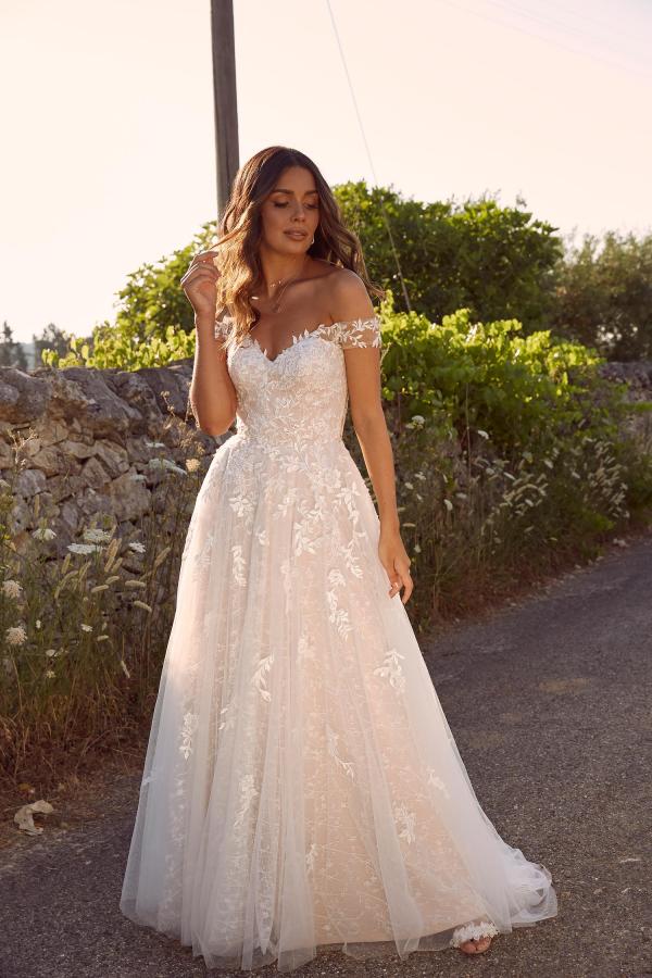 MARCHELLE-ML10609-SWEET-HEART-NECK-FULL-LENGTH-FLORAL-LACE-WITH-OFF-THE-SHOULDER-STRAPS-WEDDING-DRESS-MADI-LANE-BRIDAL1