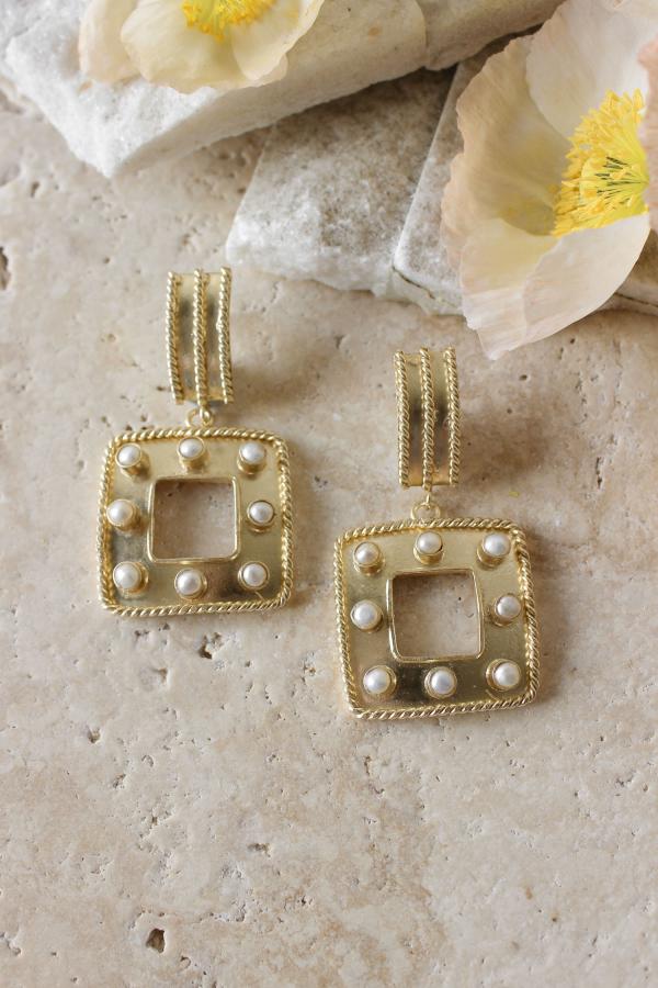 MINNIE MC404 PEARL SQUARE EARRINGS 14K GOLD FILL MILANE COLLECTIVE-2