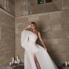 OSCAR_EY302 FULL SEAD BED EMBROIDERED SHEET LACE ONE SHOULDER A LINE WEDDING DRESS WITH DETACHABLE SLEEVE AND SPLIT EVIE YOUNG BRIDAL 2