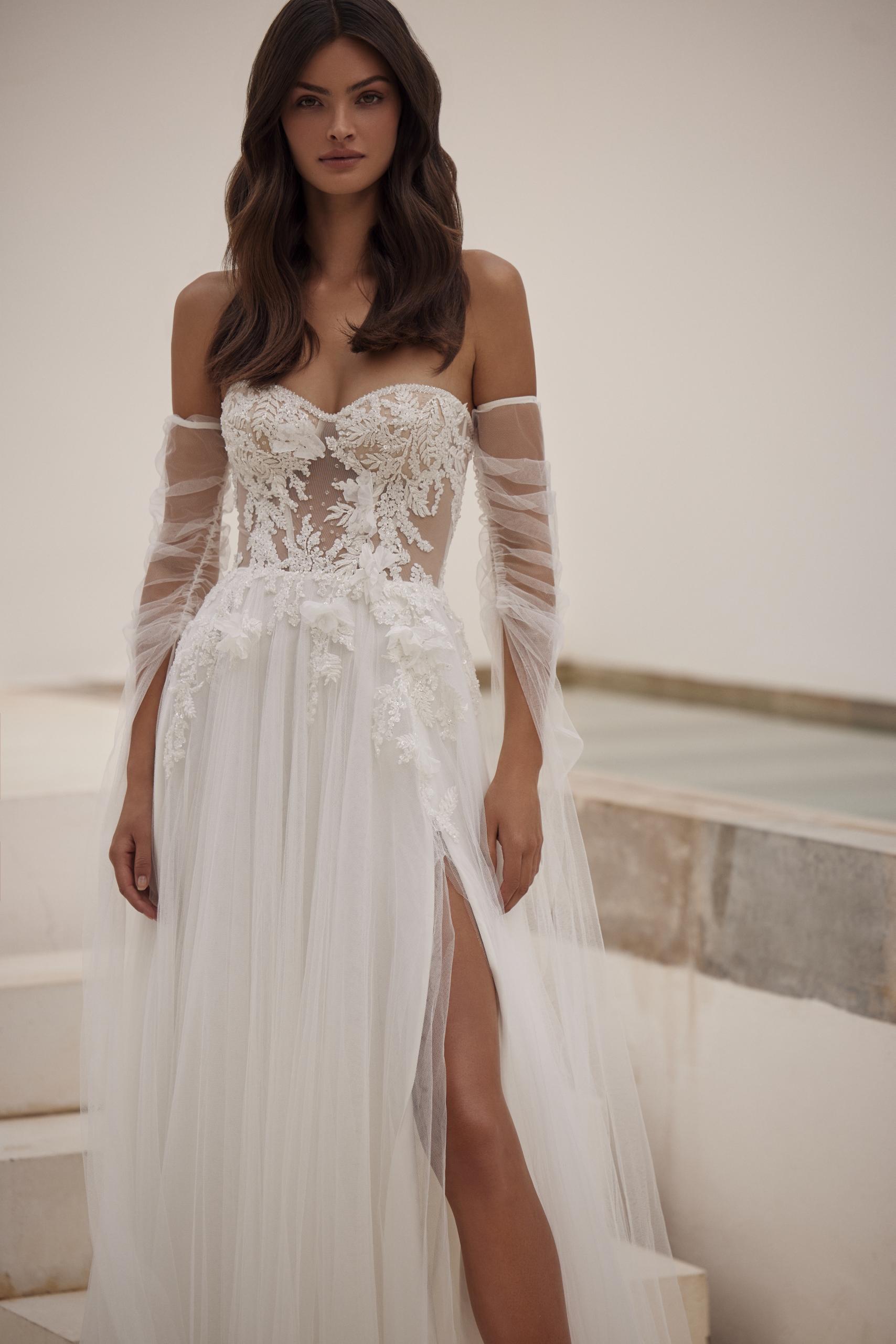 Deedee Sweetheart Tulle A-Line Wedding Gown