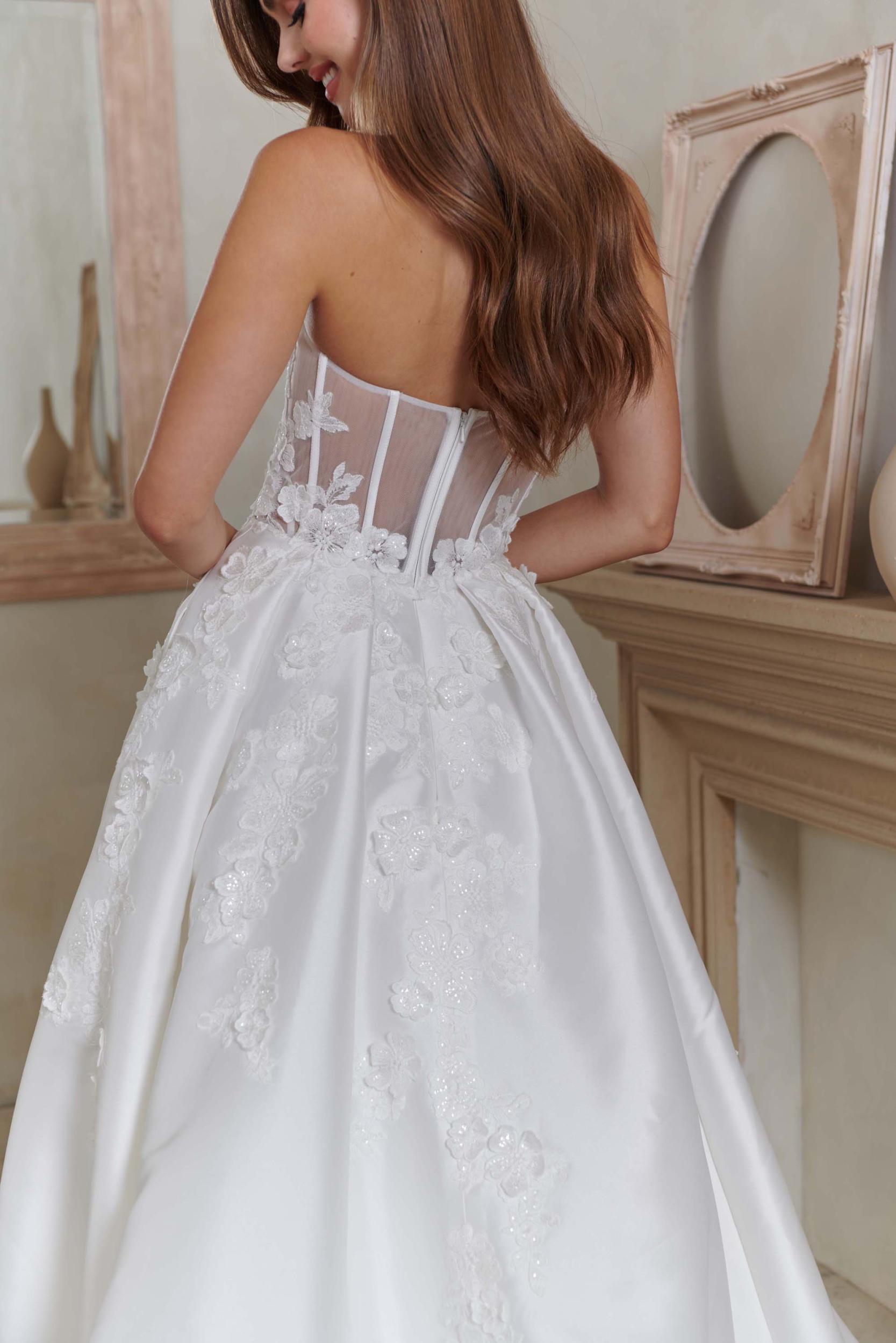 Collin Floral Lace Sweetheart Neckline Strapless Princess Wedding Dress