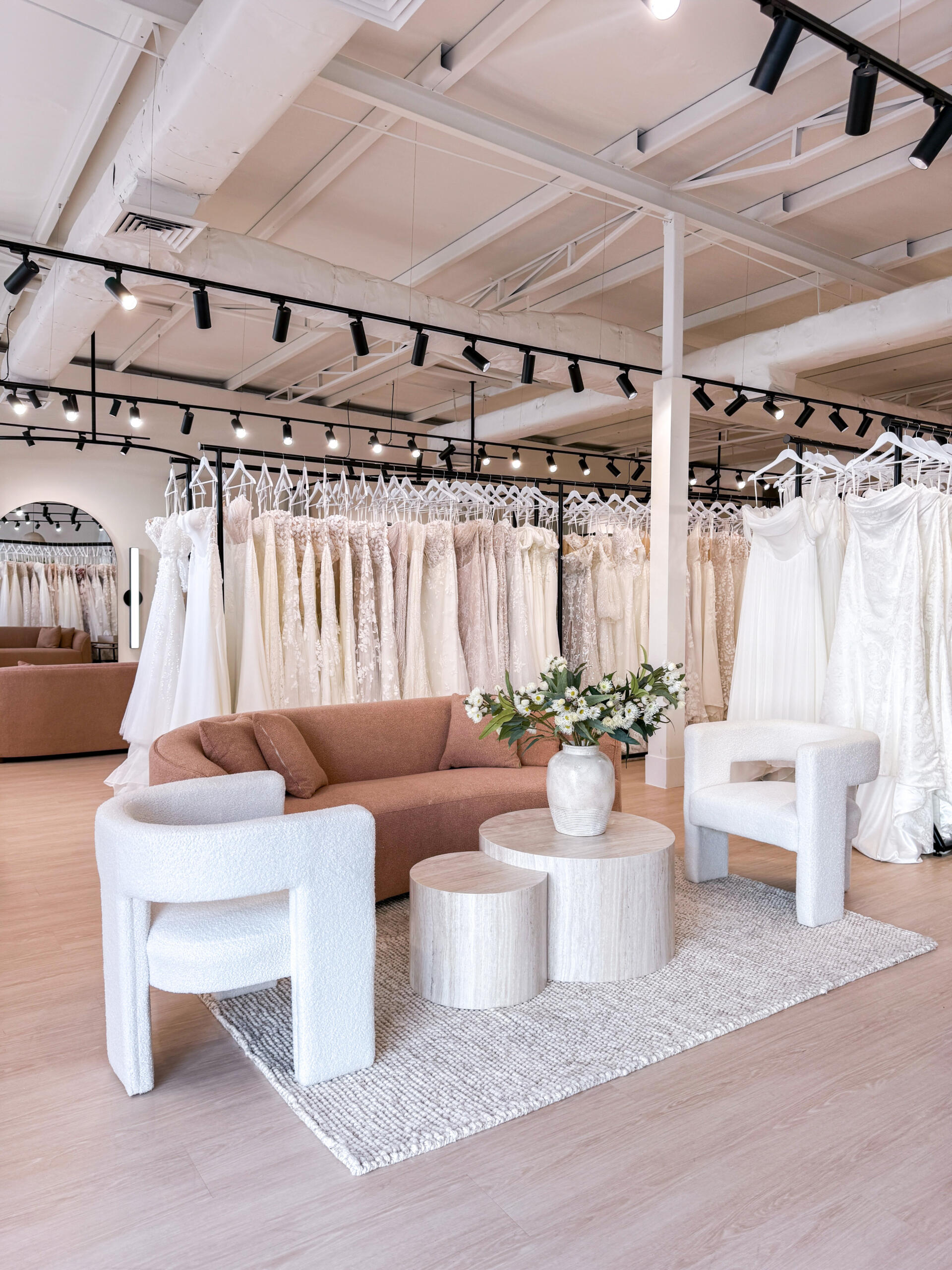 Luv Bridal — photo 3 of 18