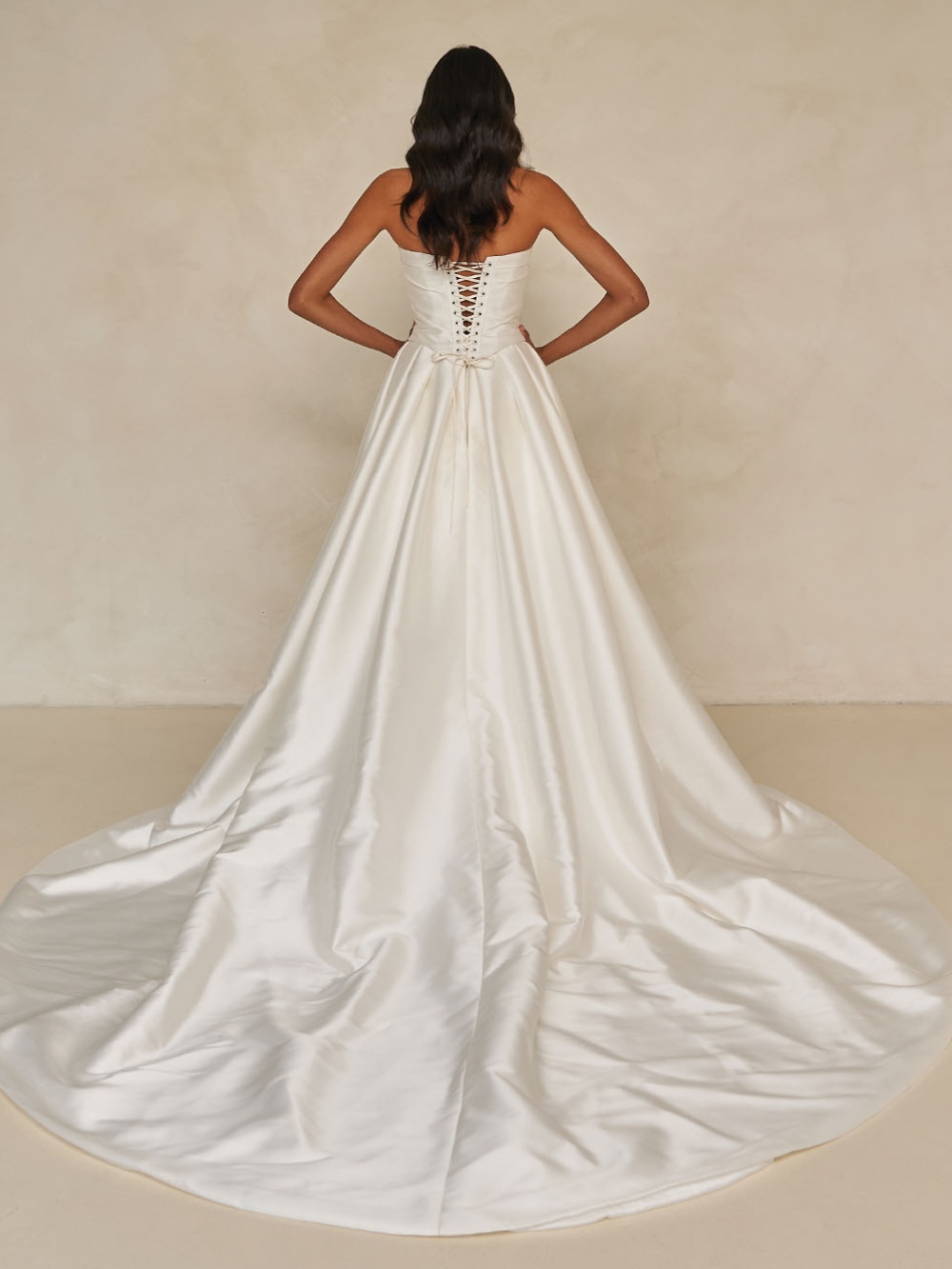 WagnerOverskirt_TR995 – 2