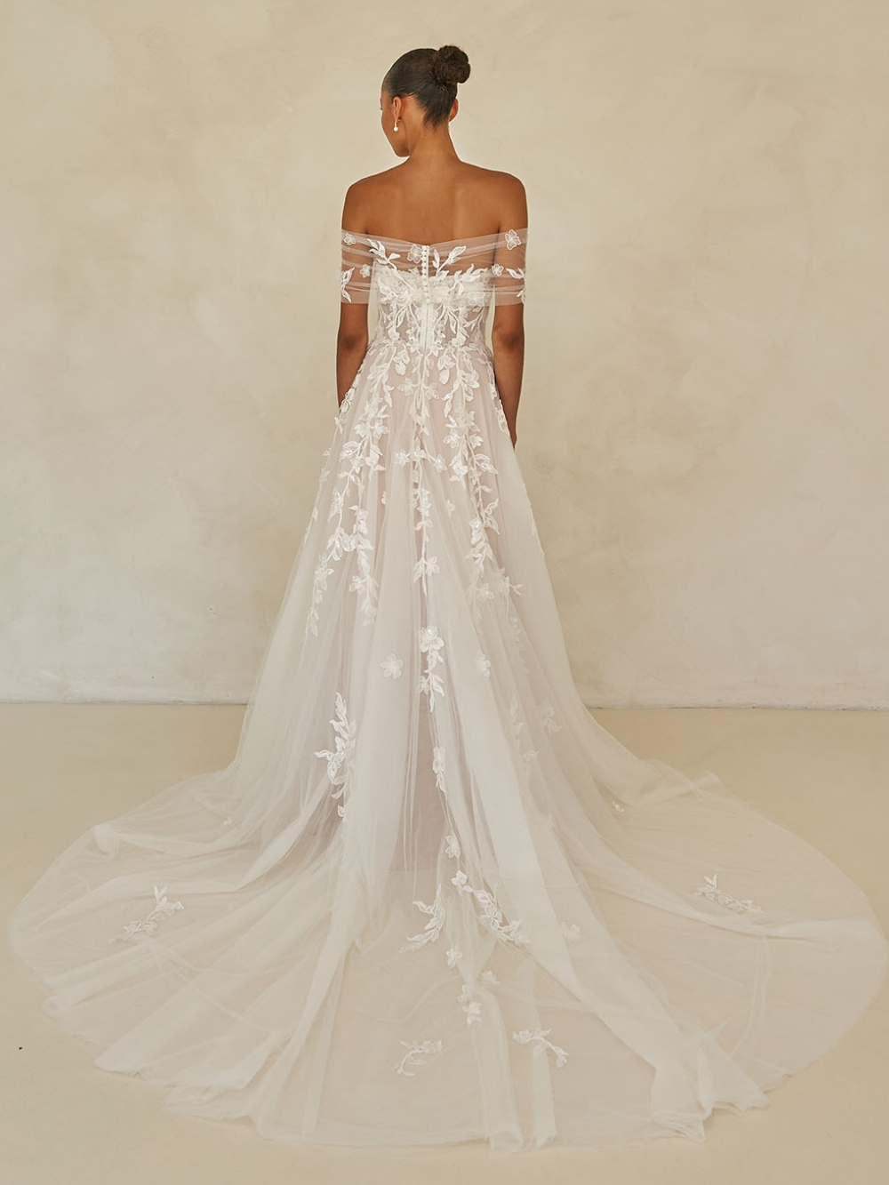 Willa_ML25700 – 3 Willa_ML25700 – 3