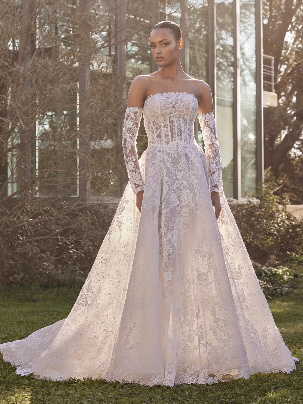 Bridal Pronovias Classic Collection Pronovias Elegant A-Line - Main Image