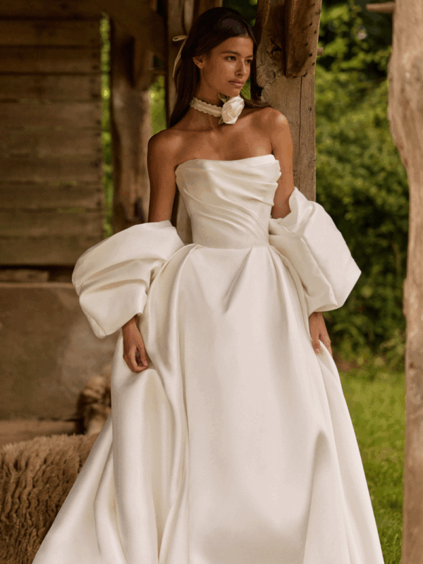 Onyxelle Bolero - Hover