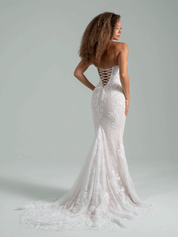 Becoming Jane - Hover