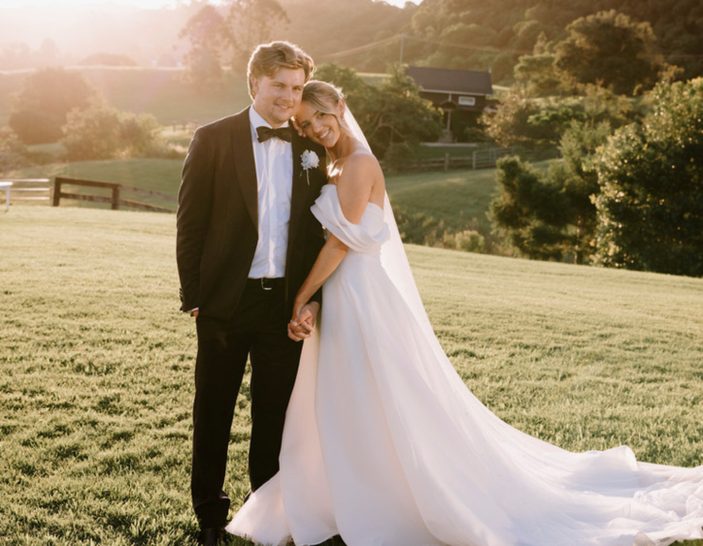 Luv Bridal — photo 11 of 18