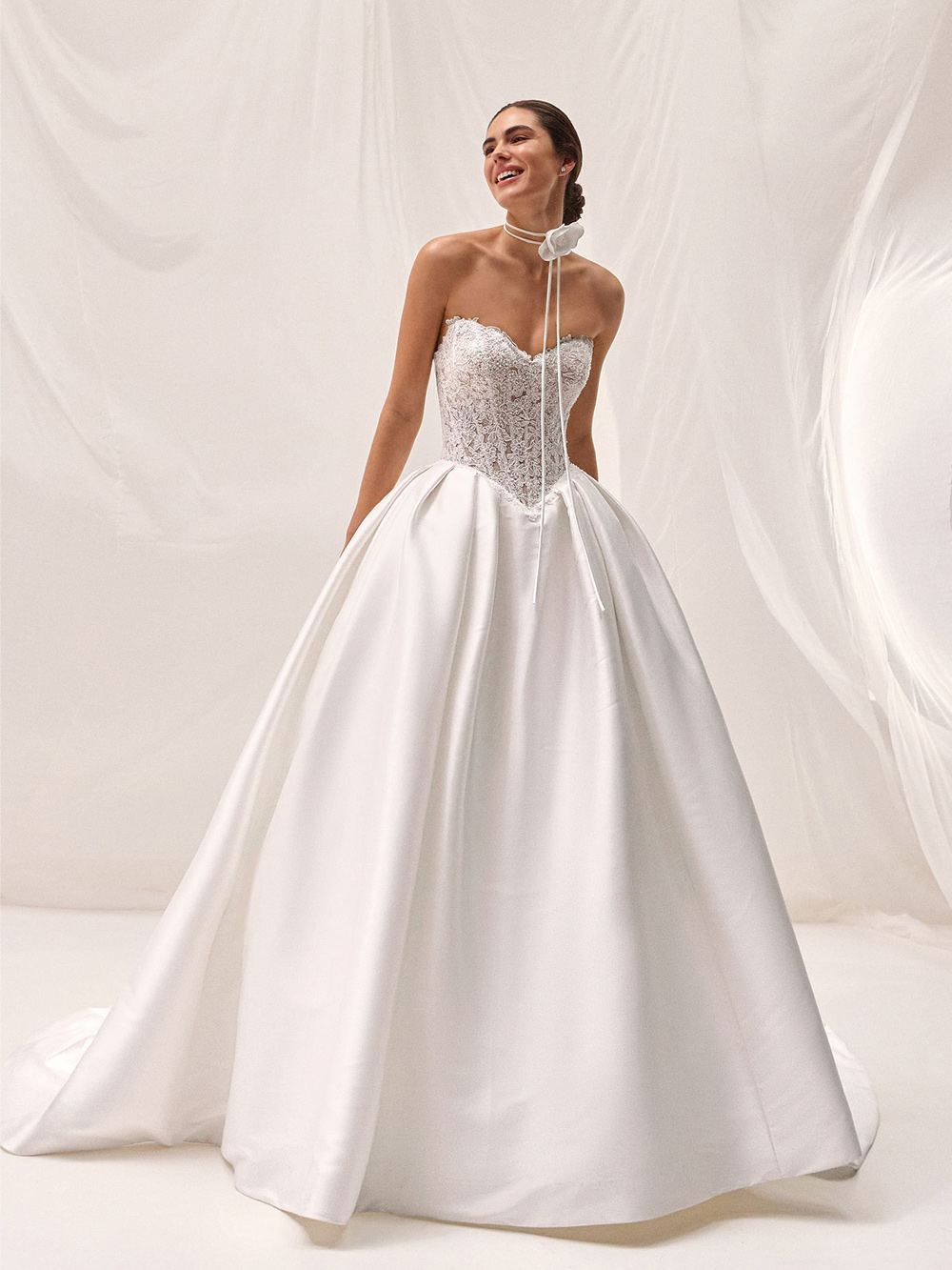 Pronovias_Nager_1 Pronovias_Nager_1